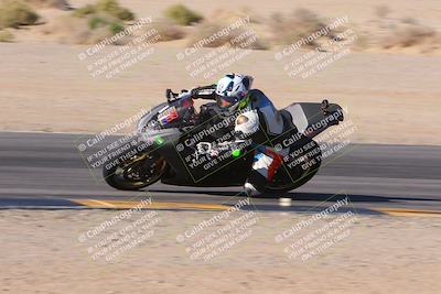 media/Dec-10-2023-SoCal Trackdays (Sun) [[0ce70f5433]]/Turn 9 Inside Set 2 (1115am)/